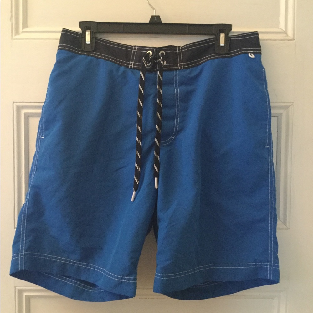 Men’s swim trunks
